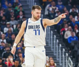 ست تاپ و شلوارک لباس بسکتبال دالاس ماوریکس سفید NBA Dallas Mavericks Basketball Jerseys